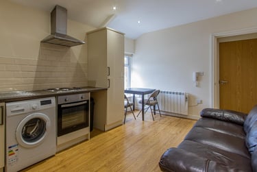 1 bed house, Gordon Road, Plasnewydd, Cardiff, CF243AL - Image 2